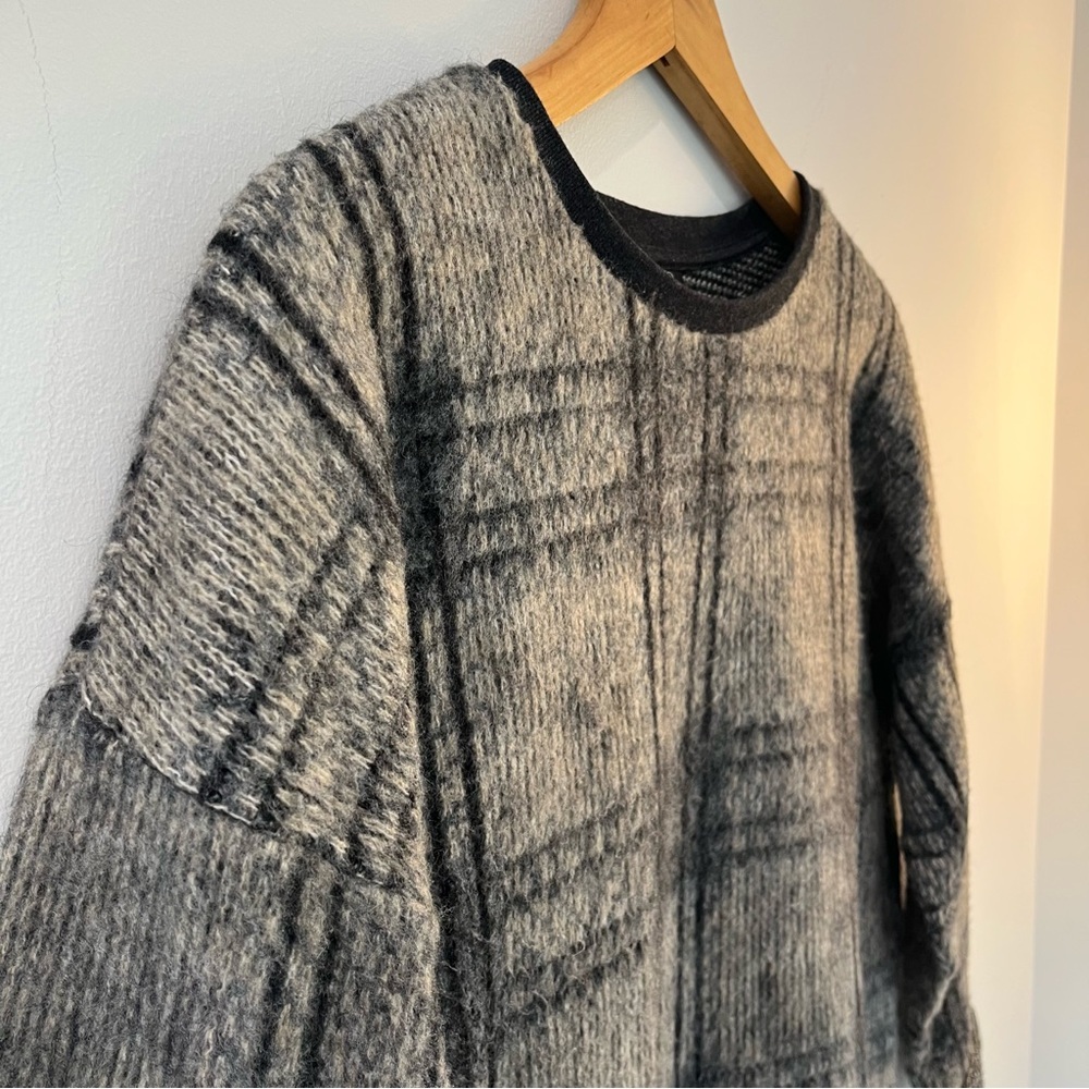 TopShop y2k Gray Plaid Knit Sweater, Size US6 - Picture 3 of 9